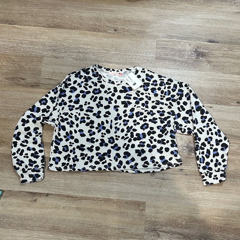 Leopard Print Long Sleeve Top